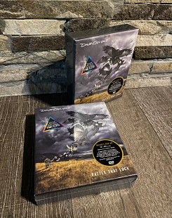 David Gilmour – Rattle That Lock