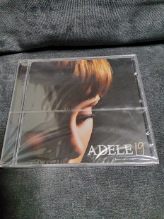 ADELE 19