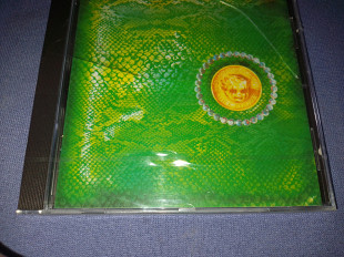Alice Cooper "Billion Dollar Babies" фирменный CD Made In The EU SEALED запечатанный.