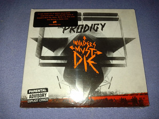 The Prodigy "Invaders Must Die" фирменный CD+ DVD Made In The EU SEALED запечатанный.