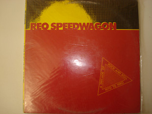 REO SPEEDWAGON-Adecade of rock and roll 1980 2LP+Book USA Classic Rock