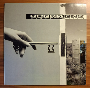 Scorpions - Crazy World NM-/NM-
