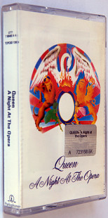 Queen – A Night At The Opera. Лицензионная кассета.