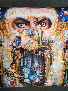 Michael Jackson Dangerous Наволочка велиа 60х60 на блискавці