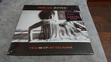 Nora jones - pick me off the floor. запечатанный немецкий винил