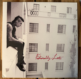 New Falling In Reverse – Fashionably Late