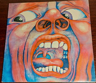 King Crimson – In The Court Of The Crimson King (An Observation By King Crimson)