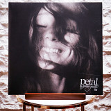 Ariana Grande – Petal (LP, Album, Gatefold, Translucent Pearly White Vinyl)