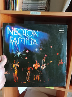 Neoton Família – Csak A Zene, 1977, SLPX 17537, Hungary (ЕХ/ЕХ+, с разворотом, глянец) - 150