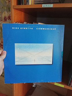 Dire Straits – Communiqué (2-й альбом), 1979, Vertigo – 6360 170, Holland (В одном месте царапинка