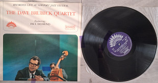 THE DAVE BRUBECK QUARTET feat. PAUL DESMOND RECORDED LIVE AT NEW PORT JAZZ FESTIVAL ( AMERICA 6083