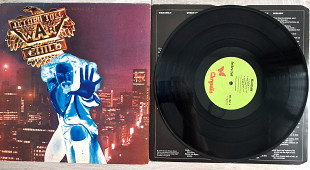 JETHRO TULL WAR CHILD ( GREEN CHRYSALIS CHR.1067 A3U/B1U PORKIE / PECKО ) 1974 ENGL