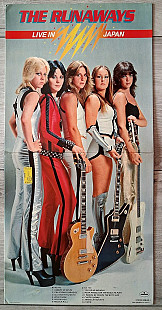 THE RUNAWAYS ( LITA FORD.JOAN JETT ) LIVE IN JAPAN ( MERCURY 6338 833 ) G/F with Giga Booklet 1977 H
