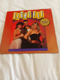 Tight fit/1982/
