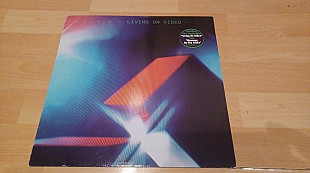 Trans X=Living on Video= original Germany