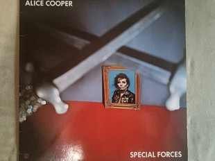 Alice Cooper "Special Forces" 1981 г. (Made in Germany, Nm-/Nm-)