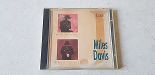 Miles Davis You're Under Arrest/Aura