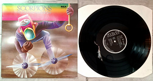 SCORPIONS FLY TO RAINBOW ( RCA NL 70084 A2/B2 ) 1983 REISSUE 1974 GER