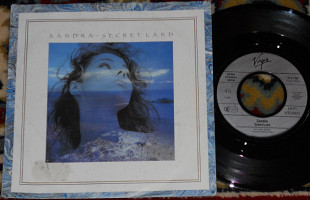 Sandra – Secret Land + Sandra – Innocent Love 7", 45 RPM (VG\VG+)