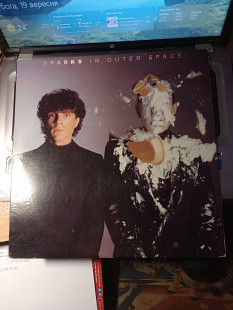 Sparks – In Outer Space