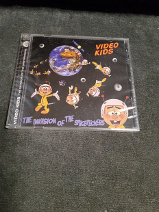 VIDEO KIDS THE INVASION OF THE SPACE PECKERS