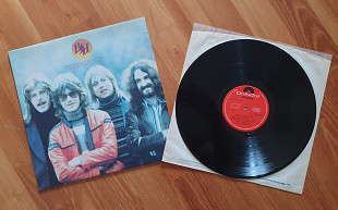 Barclay James Harvest - Everyone Is Everybody Else, UK
