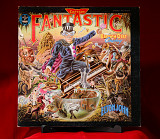 Elton John – Captain Fantastic And The Brown Dirt Cowboy - 1975 - Japan.