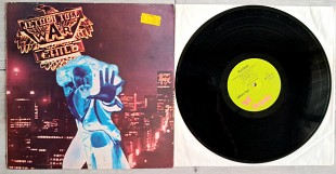 JETHRO TULL WAR CHILD ( GREEN CHRYSALIS CHR.1067 A3/B4 PORKIE ) 1974 ISRAEL
