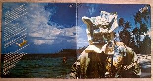 10 CC ( ex RAMASES ) BLOODY TOURISTS ( MERCURY 9102 503 1Y/2Y ) G/F 1978 ENGL
