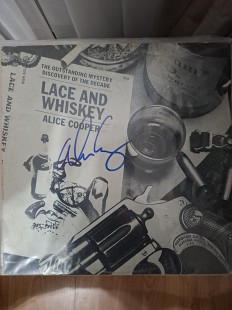 ALICE COOPER - Lace and Whiskey