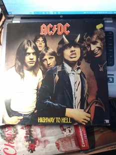 AC/DC ‎– Highway To Hell