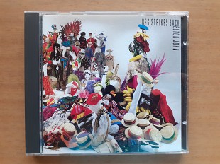 Компакт диск фирменный CD Elton John – Reg Strikes Back