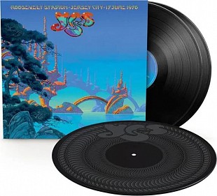 Yes - Roosevelt Stadium, Jersey City 17 June 1976 (140 g) (3 LP)