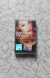 Kylie Minogue - Confide In Me