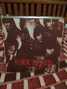 Pink Floyd – 1967-68 (Двойник: 1-й и 2-й альбомы), 1992, R60 00511, Unofficial Release (NM/NM, с р