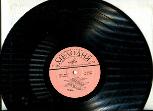 Продам виниловую пластинку Песняры ІІІ “Явар і каліна” – 1978