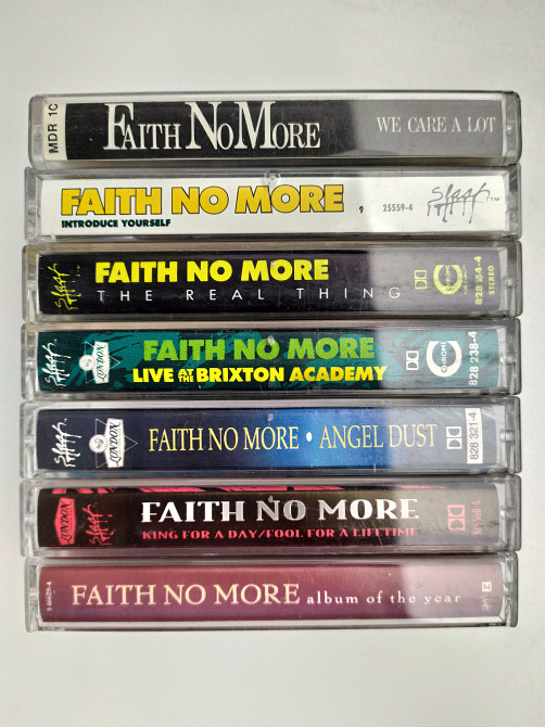 A whole lot more. Faith no more introduce yourself 1987. Faith no more "the real thing". США кассеты. Faith no more we Care a lot.