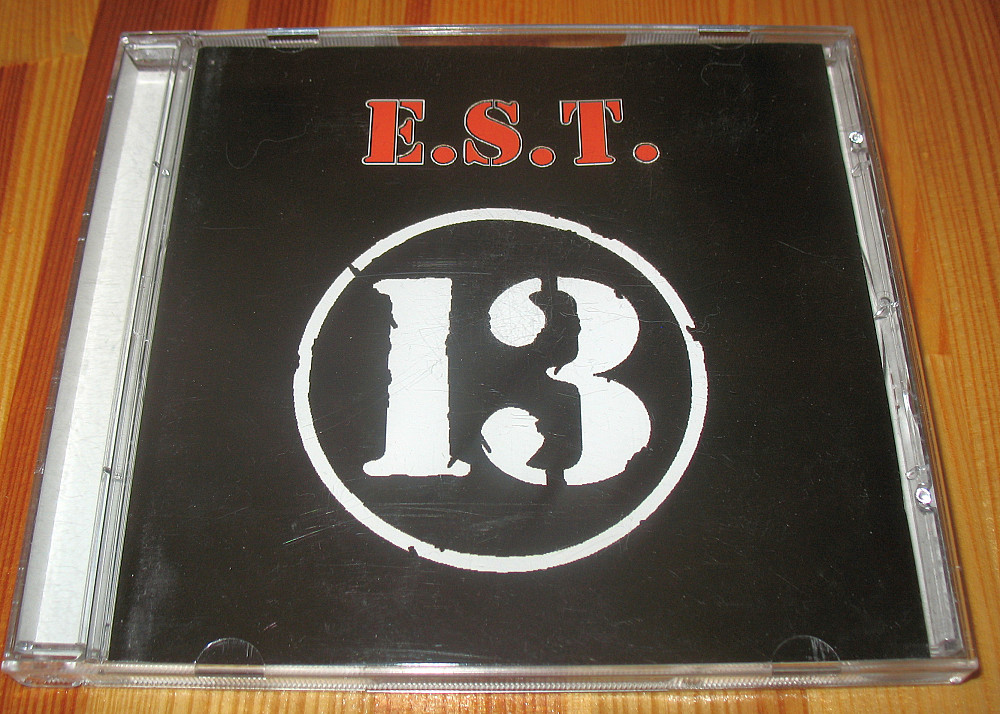 (e. T. эст. [эст / est] (electro shock therapy). E s t 13.